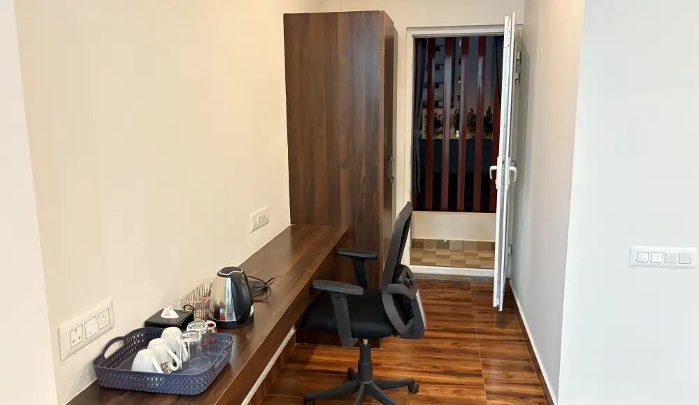 Deluxe Balcony Room 3